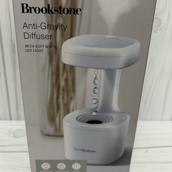 Brookstone antigravity diffuser - Picture 1 of 3